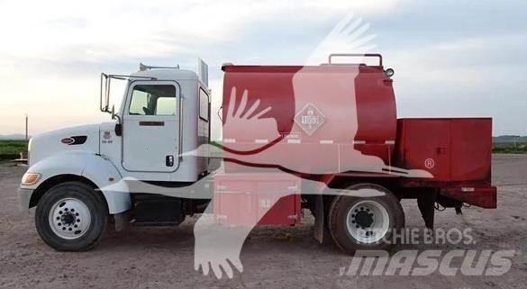 Peterbilt 335 Other