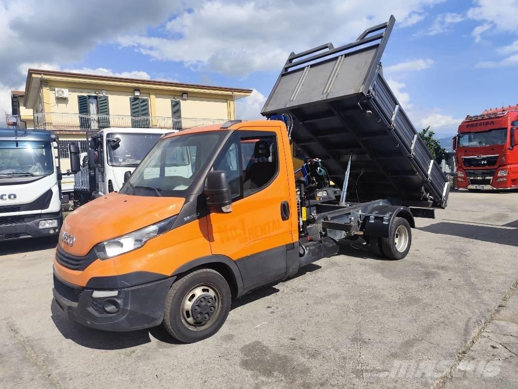 Iveco Daily 35-140 Truck mounted cranes