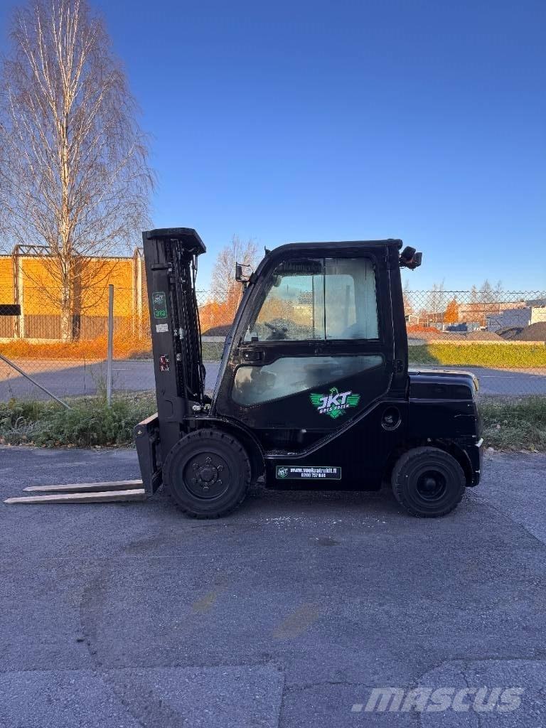 Toyota 52-8 FD 30 Diesel trucks