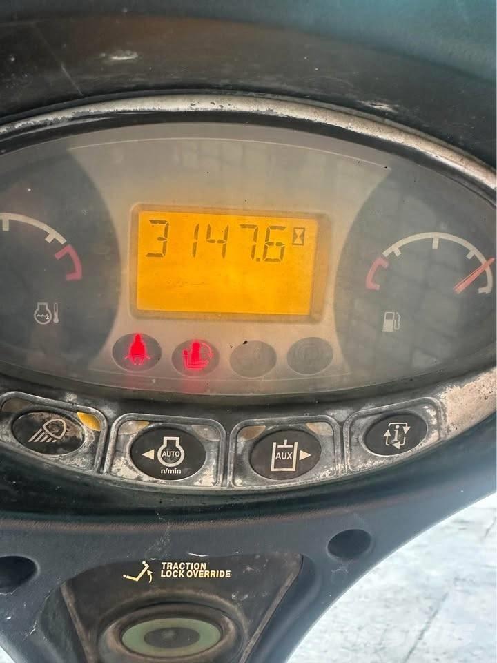 Bobcat T 590 Skid steer loaders