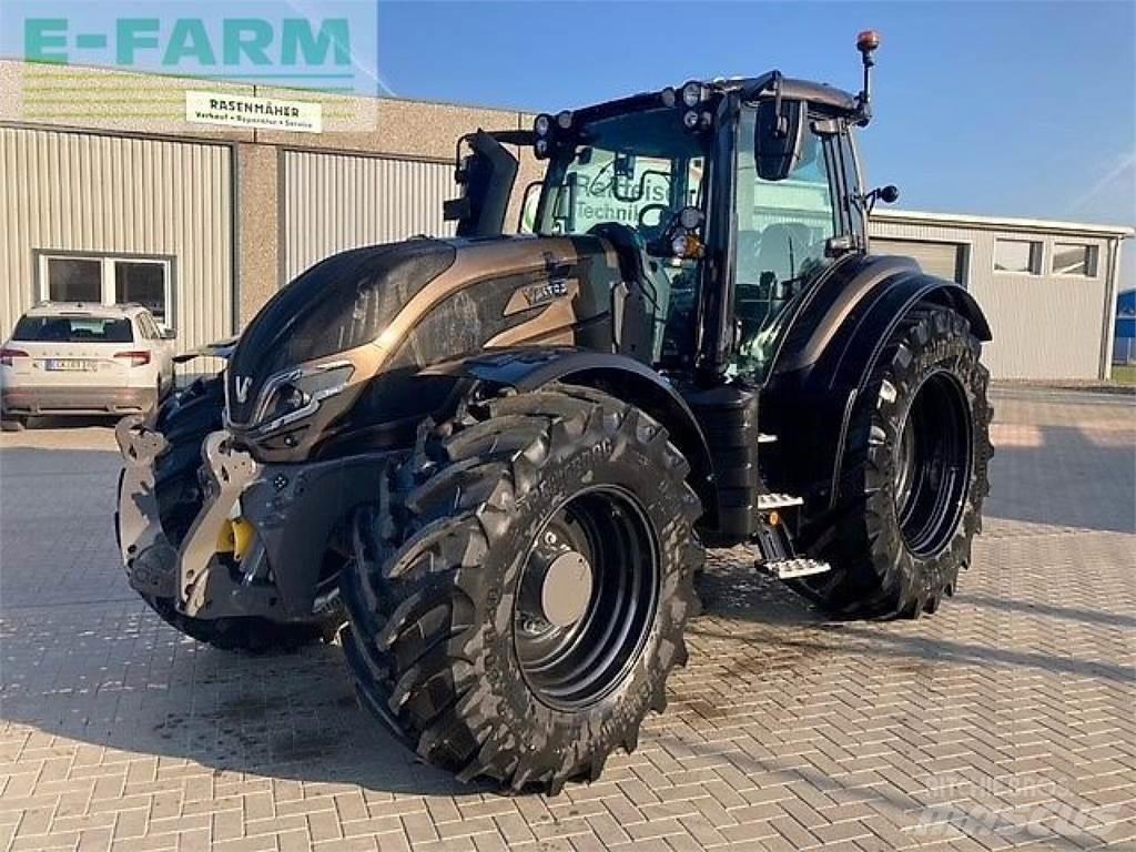 Valtra t215a Tractors