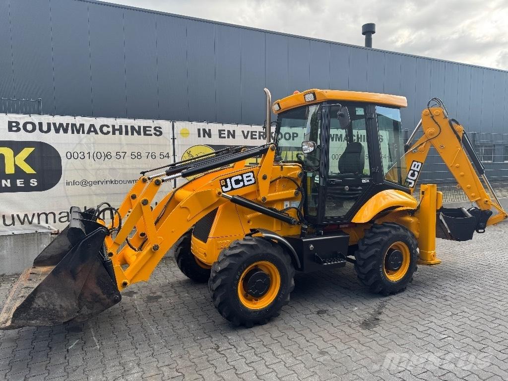 JCB 2 CX Backhoe