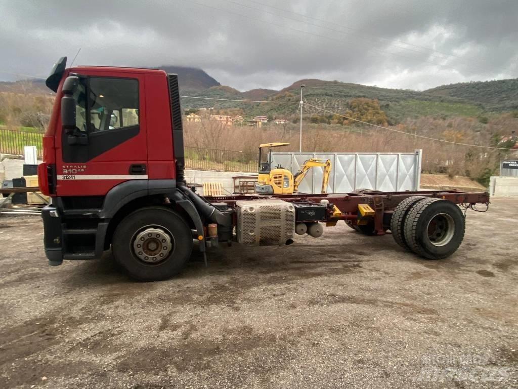 Iveco STRALIS 190S31 Transport vehicles