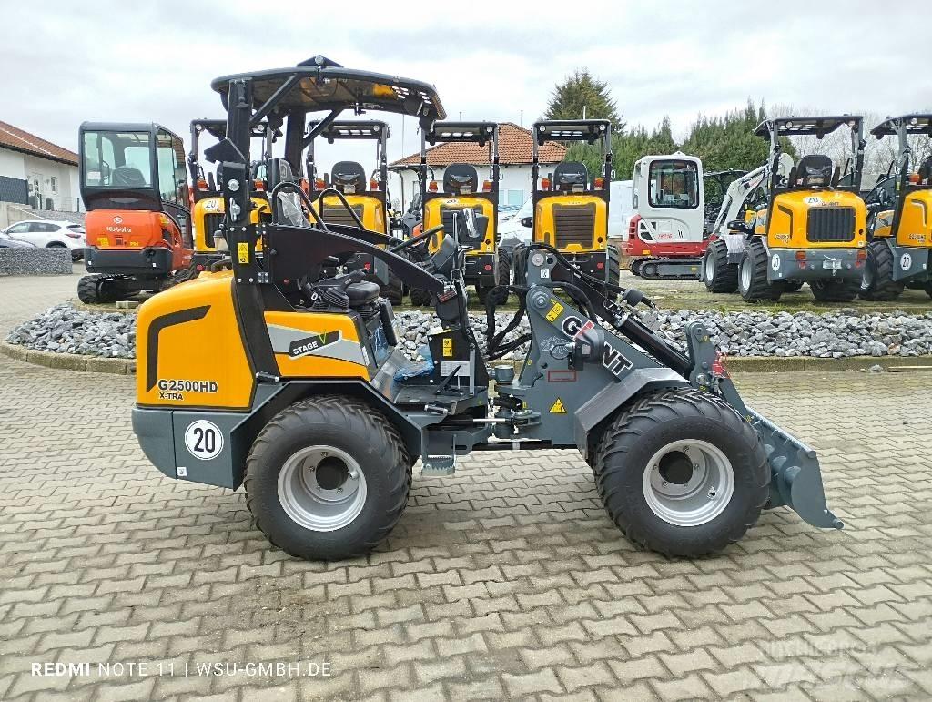 GiANT G2500 Xtra HD Skid steer loaders