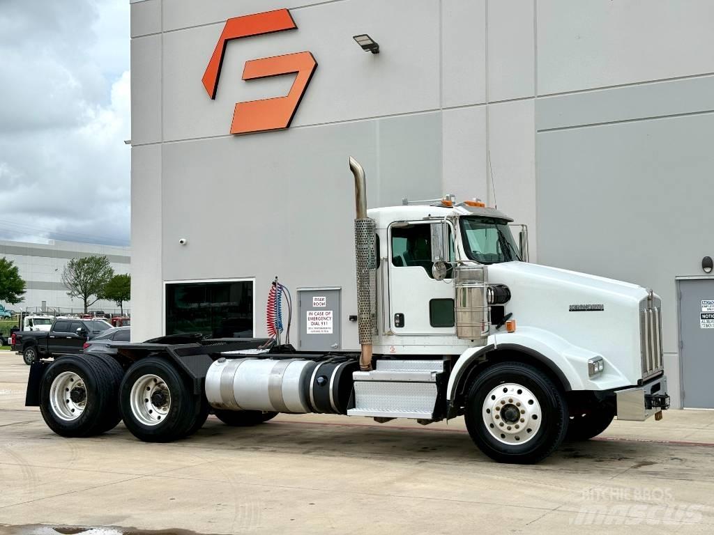 Kenworth T 800 Prime Movers