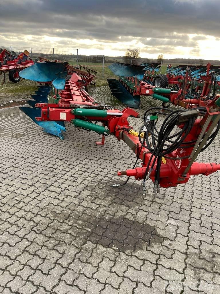 Kverneland PB100 Reversible ploughs