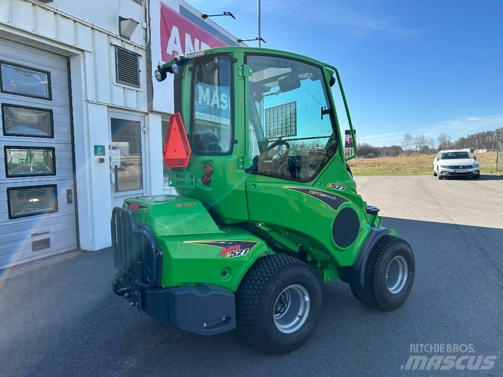 Avant E 527 Med  hytt Skid steer loaders