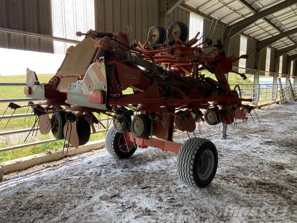 Kuhn GF 13012 T Rakes and tedders