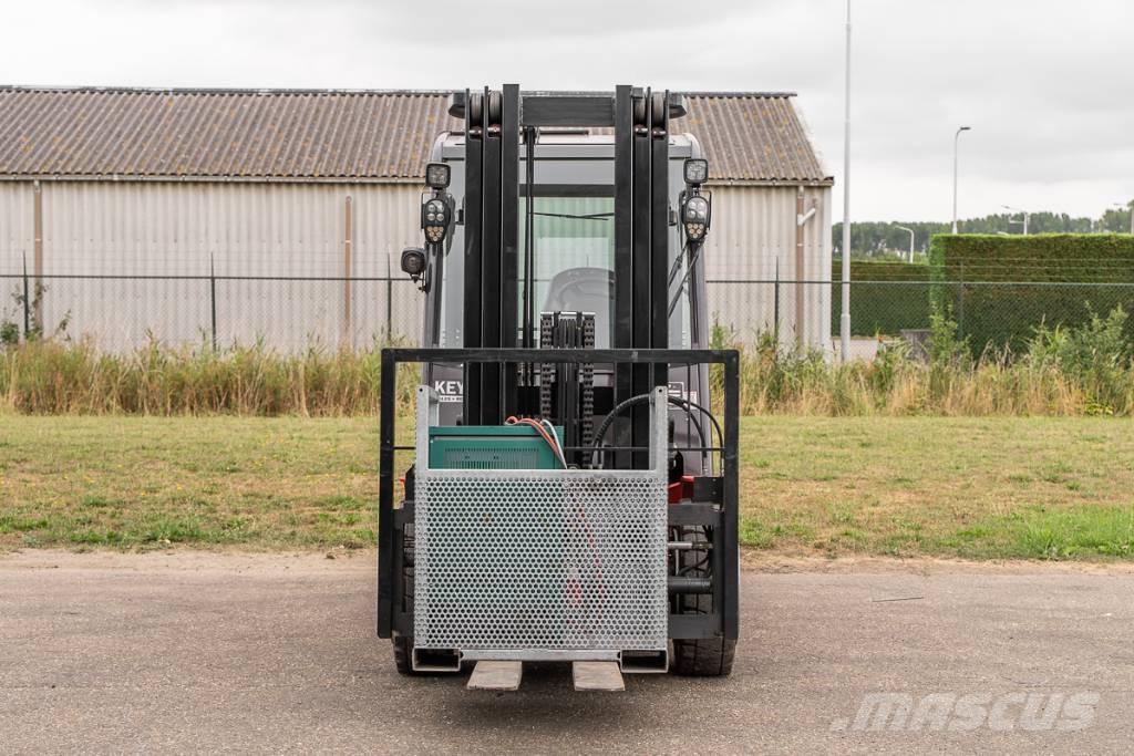 Manitou ME 450 Electric forklift trucks
