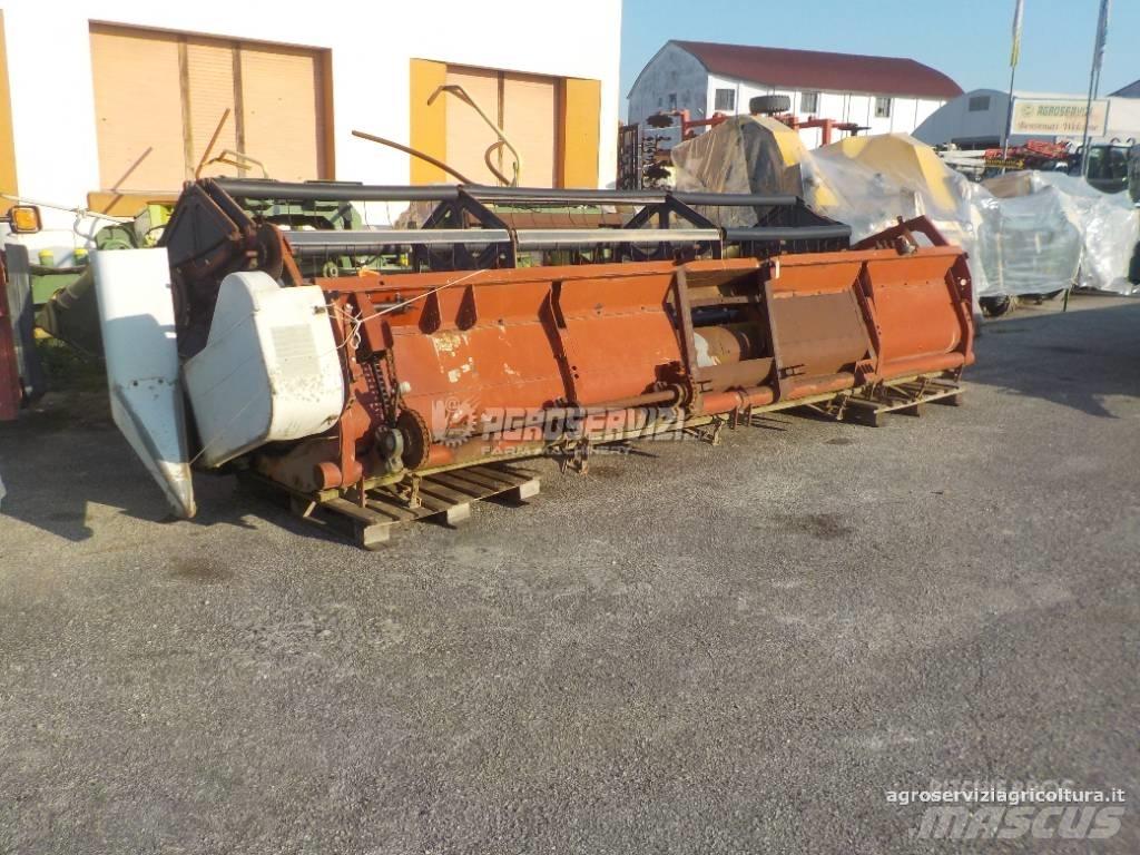 Laverda MT 5 Combine harvester heads