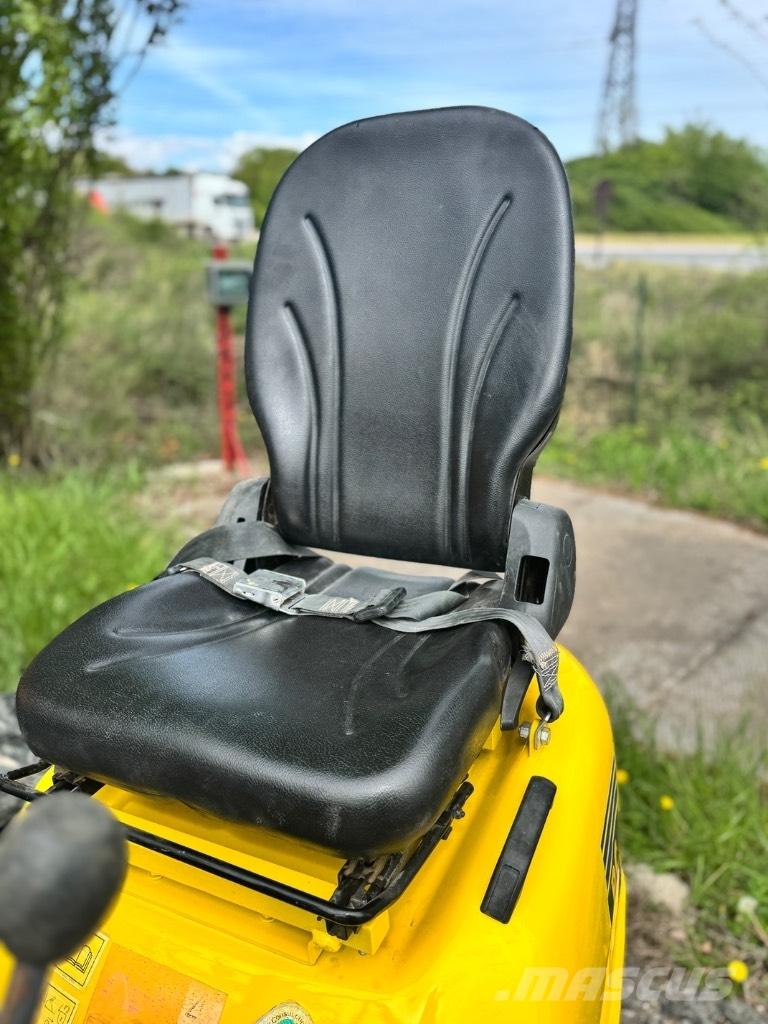 Komatsu PC 09 Mini excavators < 7t (Mini diggers)