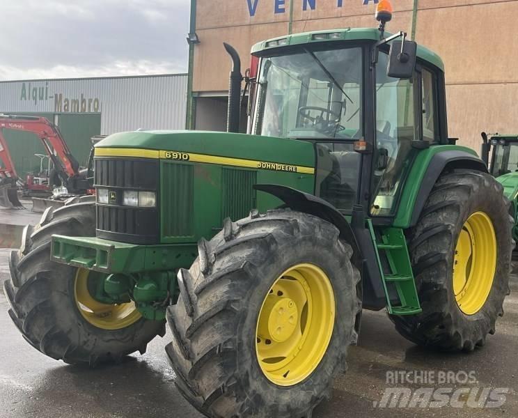 John Deere 6910 Tractors