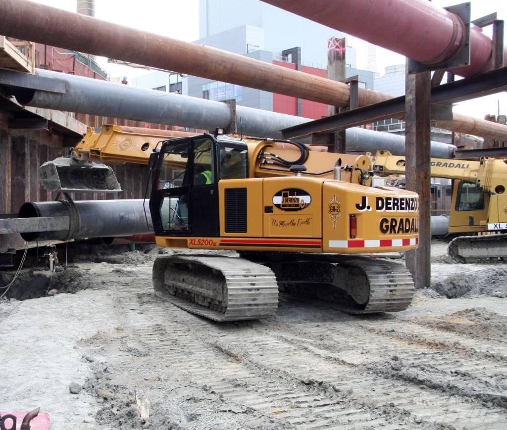 Gradall XL 5200 III Special excavators