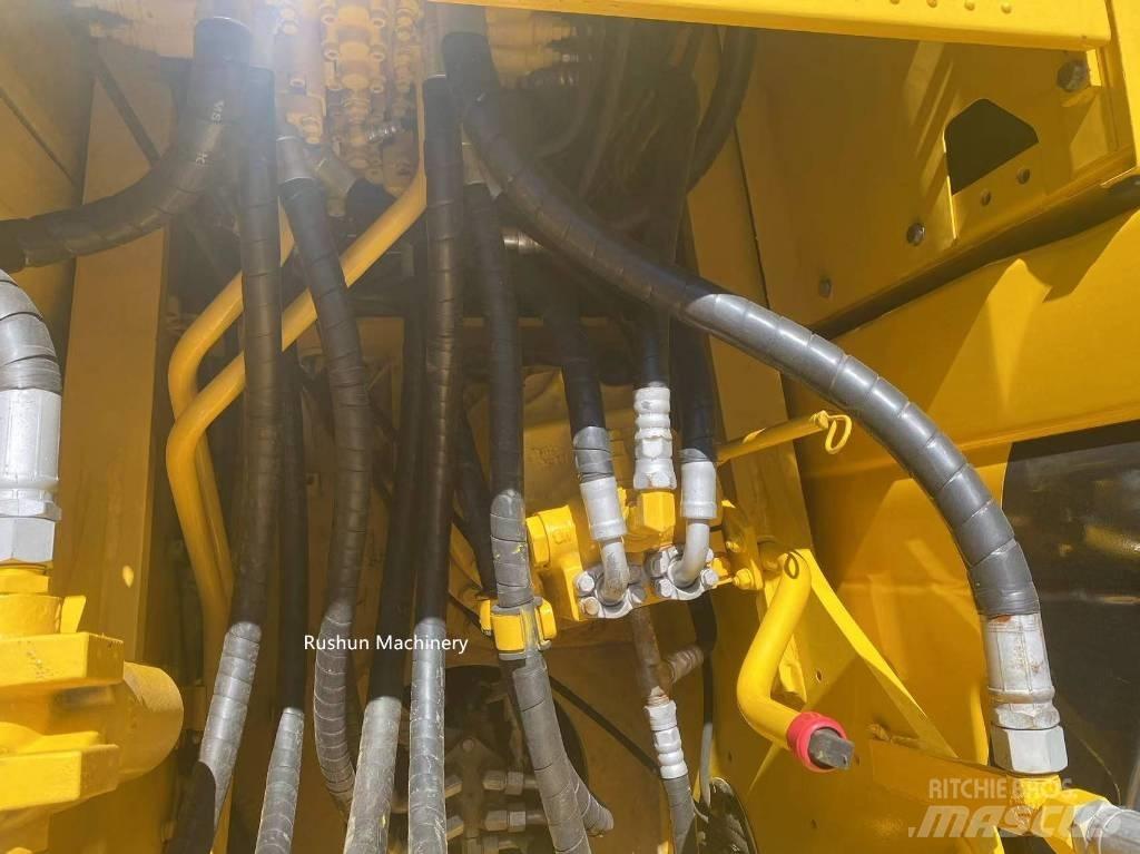Komatsu PC 200 Crawler excavators