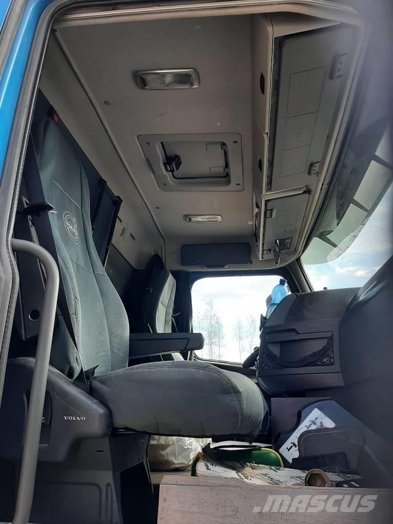 Volvo FH 13 Chassis Cab trucks