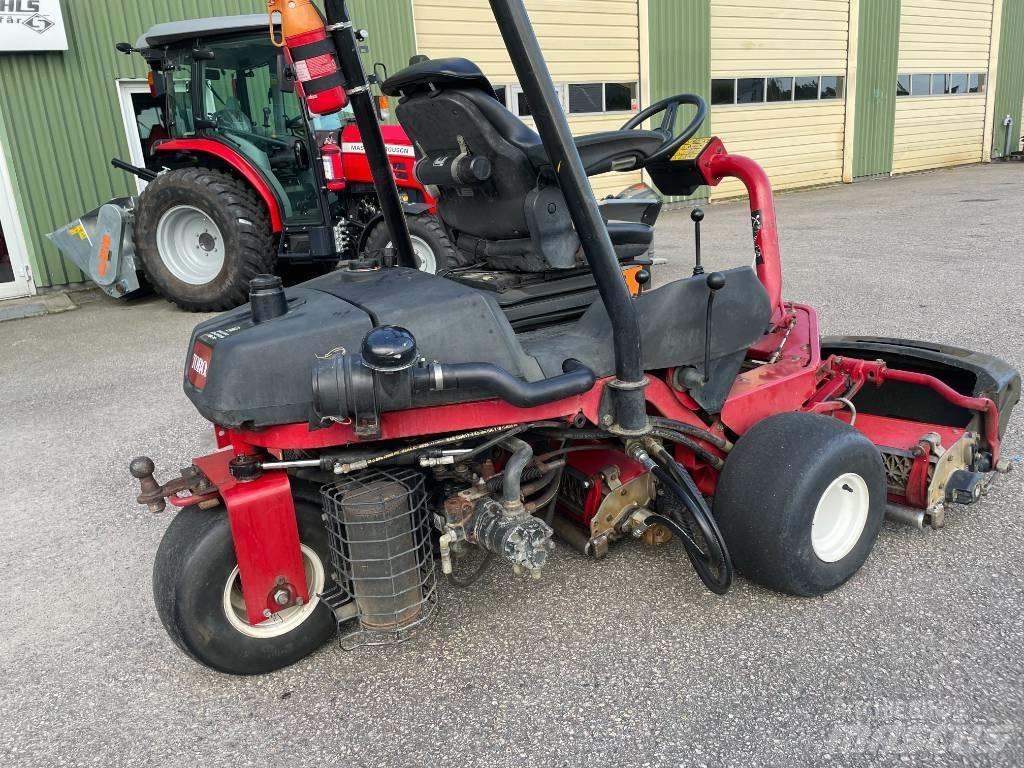 Toro GR3250 Riding mowers