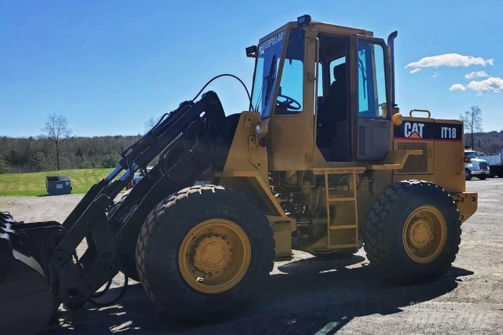 CAT IT18 Wheel loaders