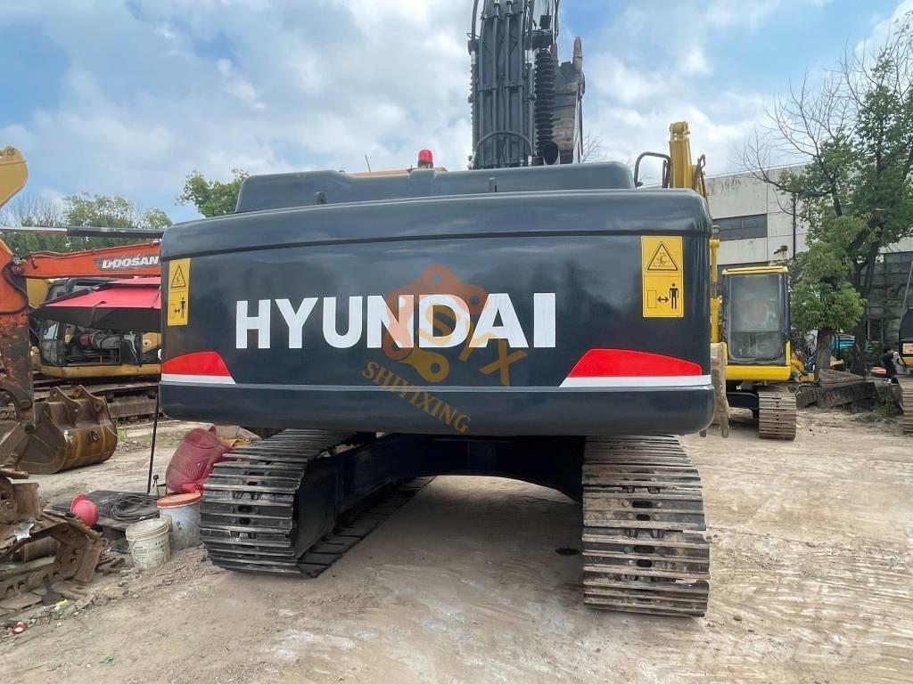 Hyundai Robex 220 Crawler excavators