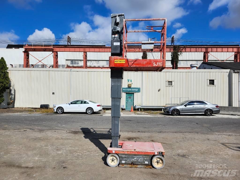 SkyJack SJ 16 Used Personnel lifts and access elevators