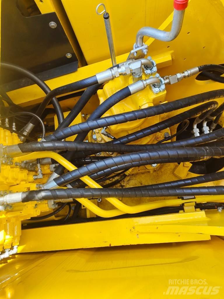Komatsu PC 240 LC-8 Crawler excavators