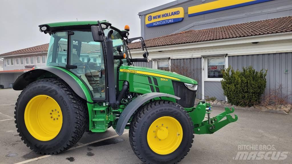 John Deere 5125 R Tractors