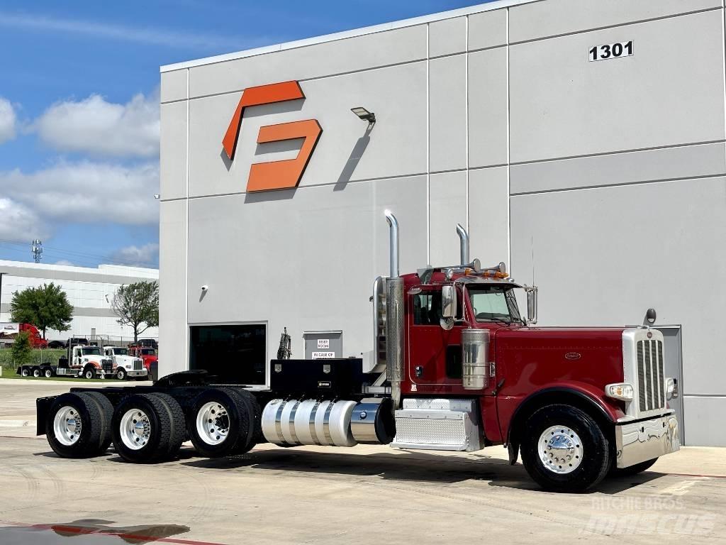 Peterbilt 389 Prime Movers