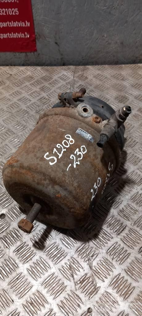 Scania 94 D Brakes