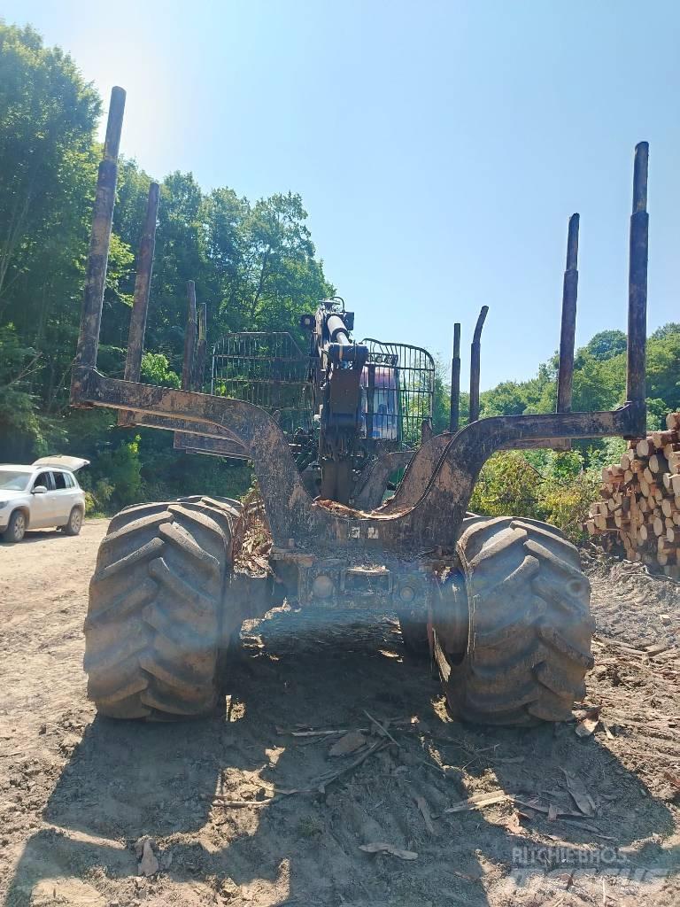 John Deere 1110 Forwarders