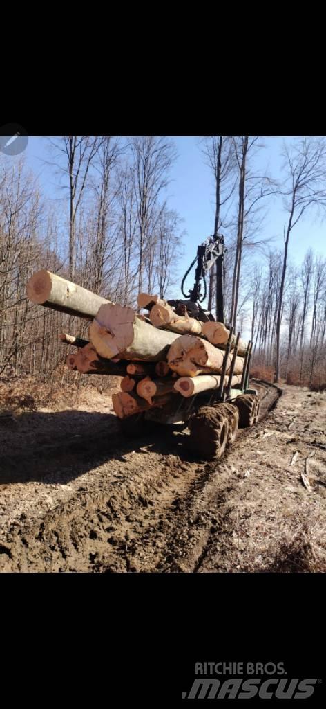 John Deere 1110 Forwarders