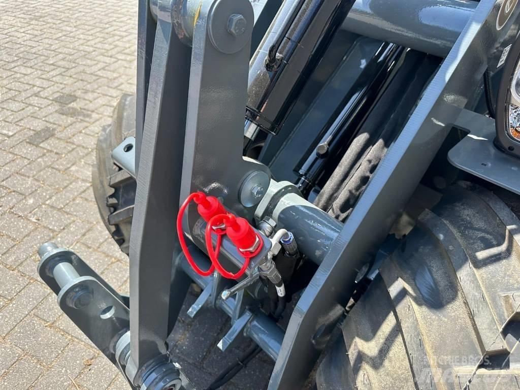 GiANT G 1500 HD Multi-purpose loaders