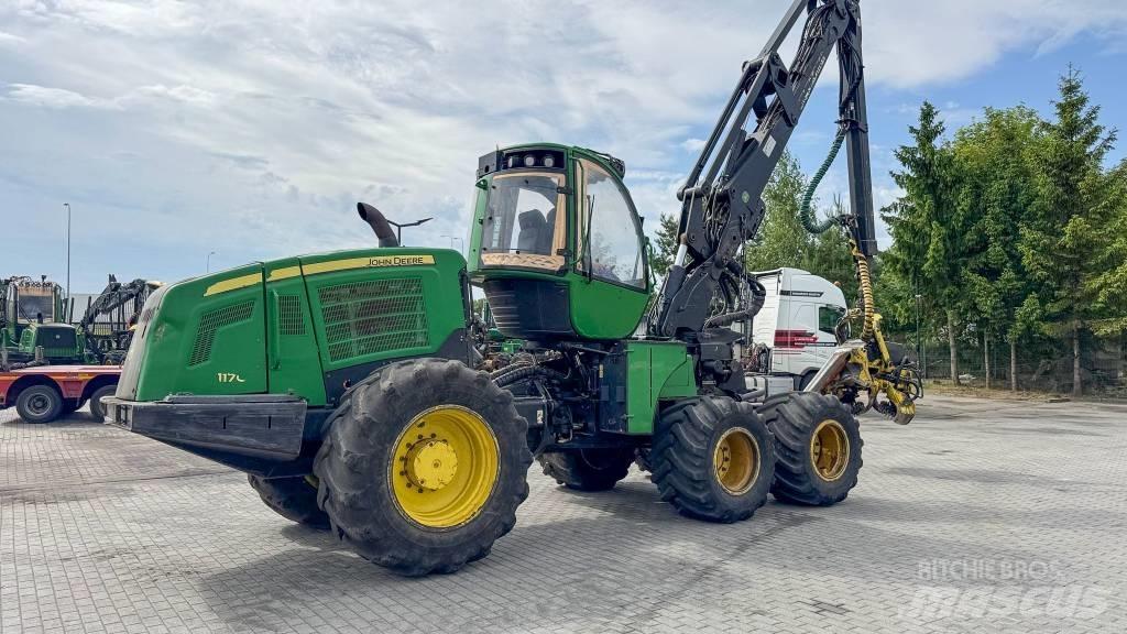 John Deere 1170 E Harvesters