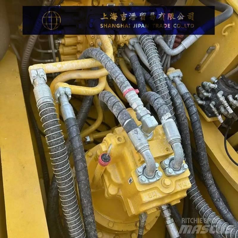 Komatsu PC 360 Crawler excavators