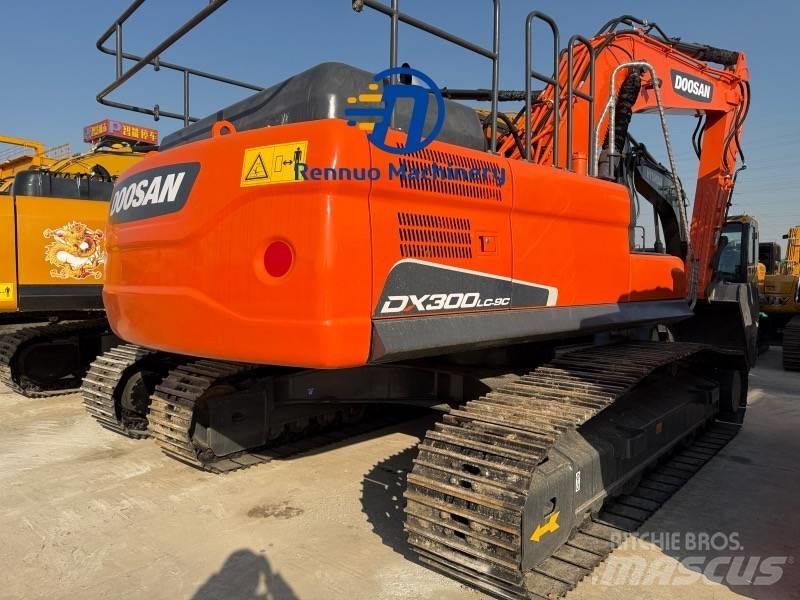 Doosan DX 300LC-9C Crawler excavators