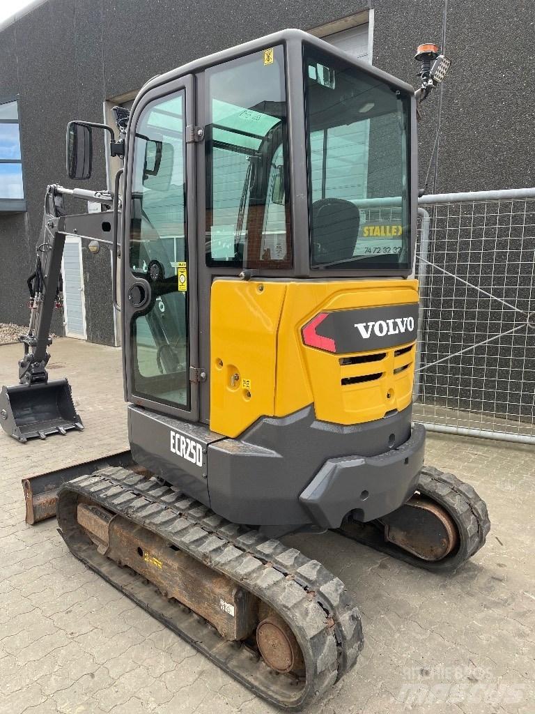 Volvo ECR25D Mini excavators < 7t (Mini diggers)
