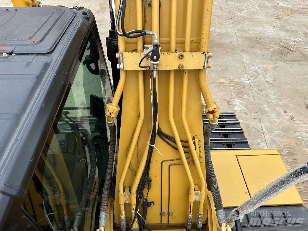 CAT 323GC Crawler excavators