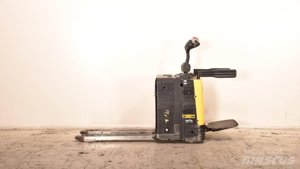Hyster P 2.0 S Low lift with platform