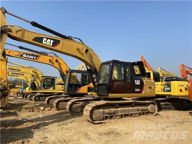 CAT 323D Crawler excavators