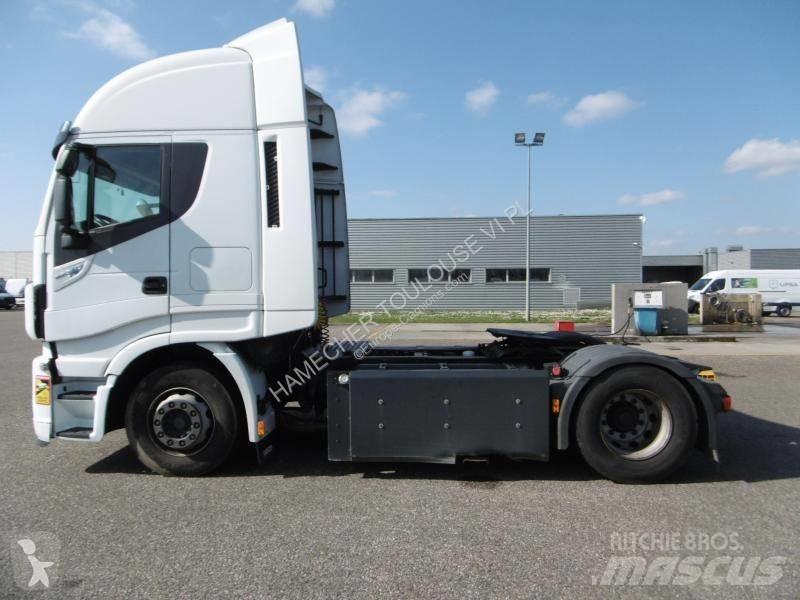 Iveco NP460 Prime Movers