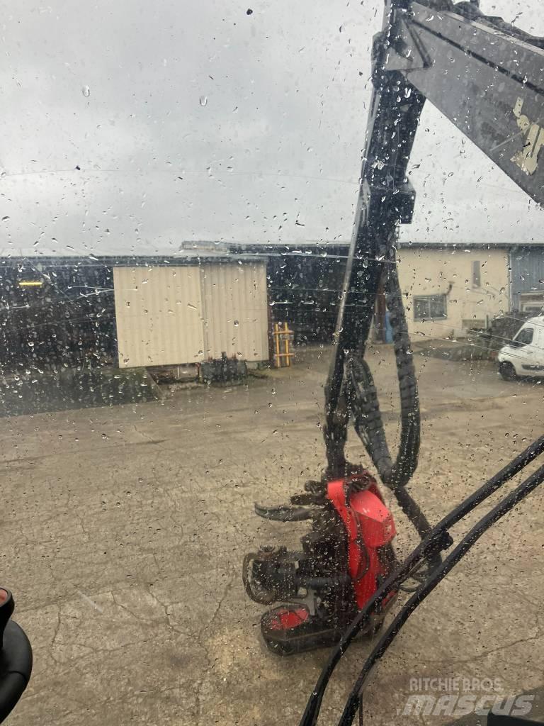 Komatsu 931XC Harvesters
