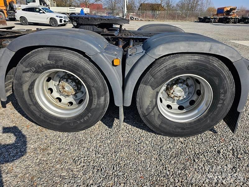 MAN TGX 33.540 Prime Movers