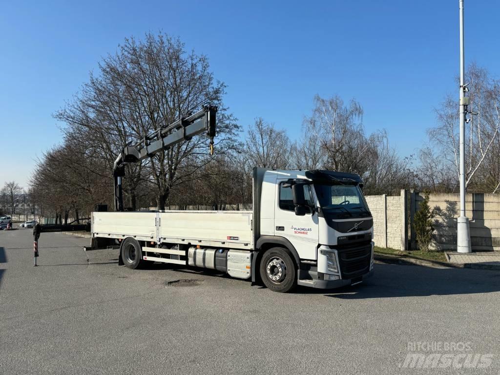 Volvo FM 420 Truck mounted cranes