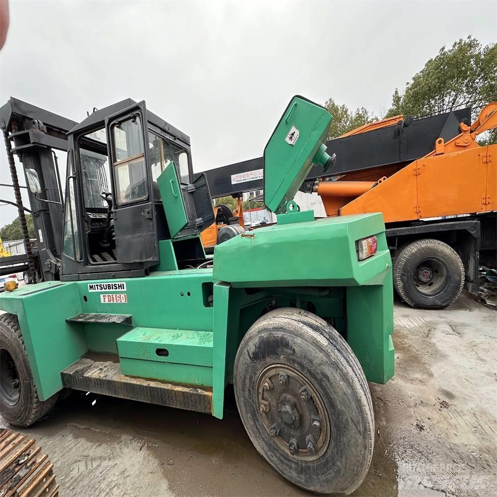 Mitsubishi FD160 Diesel trucks