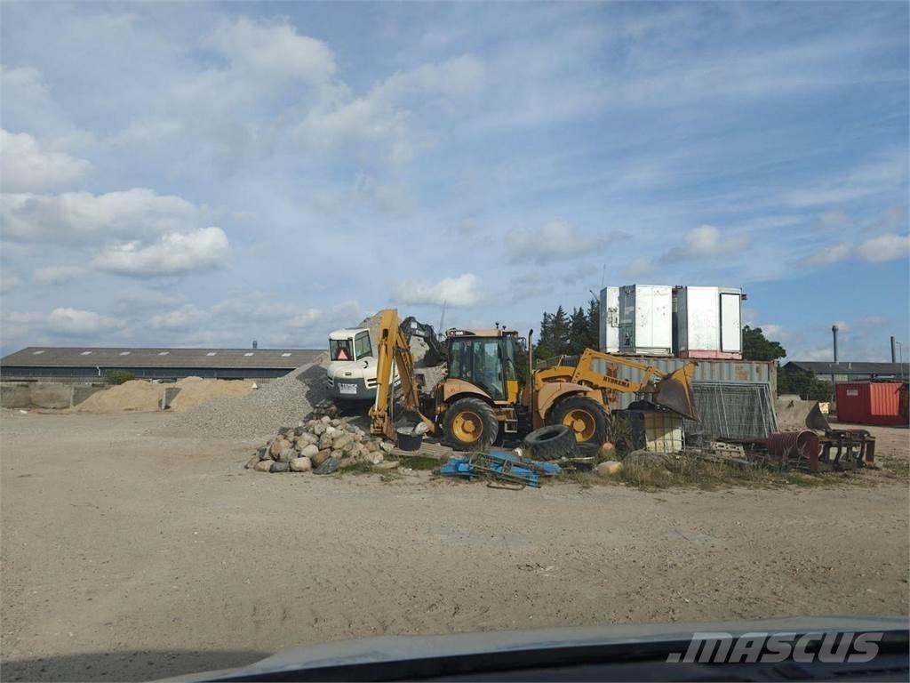 Hydrema 906E Backhoe