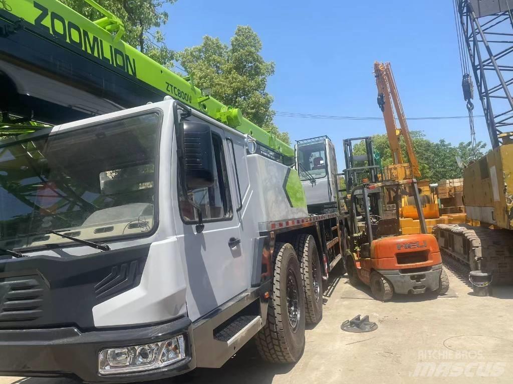 Zoomlion ZVT800 All terrain cranes