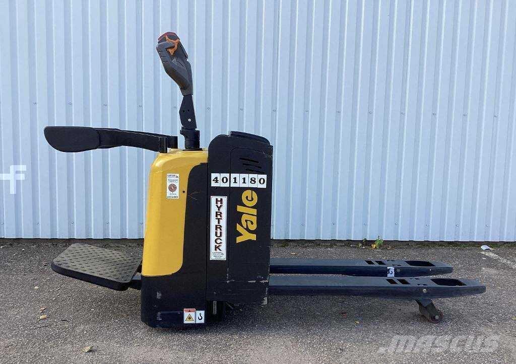 Yale MP20XUX Self propelled stackers