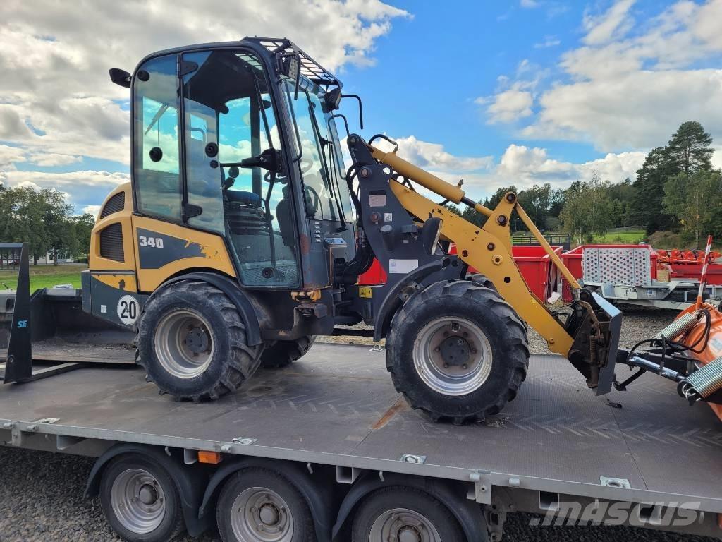 Gehl 340 Multi-purpose loaders
