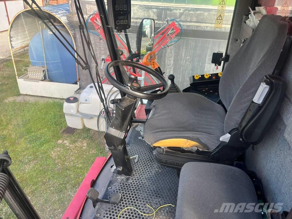 Laverda 25.50 Combine harvesters