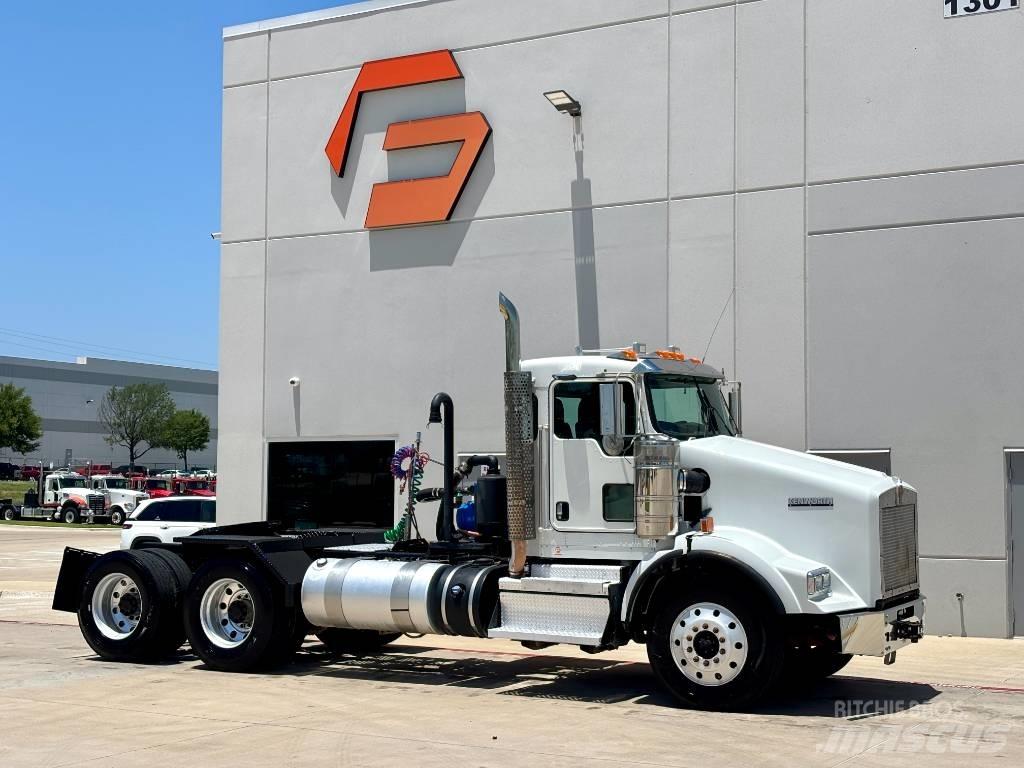 Kenworth T 800 Prime Movers