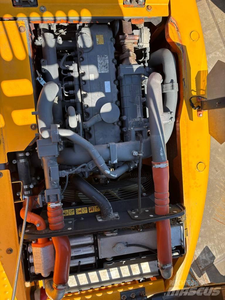 Doosan DX 160 W-3 Wheeled excavators