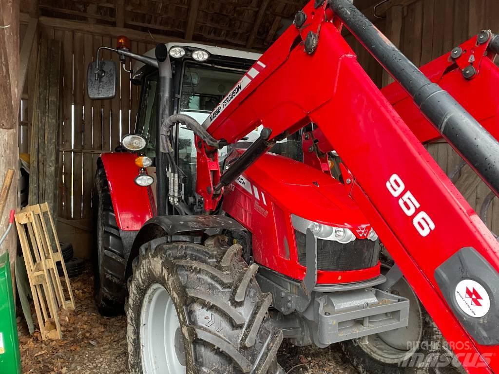 Massey Ferguson 5613 Tractors